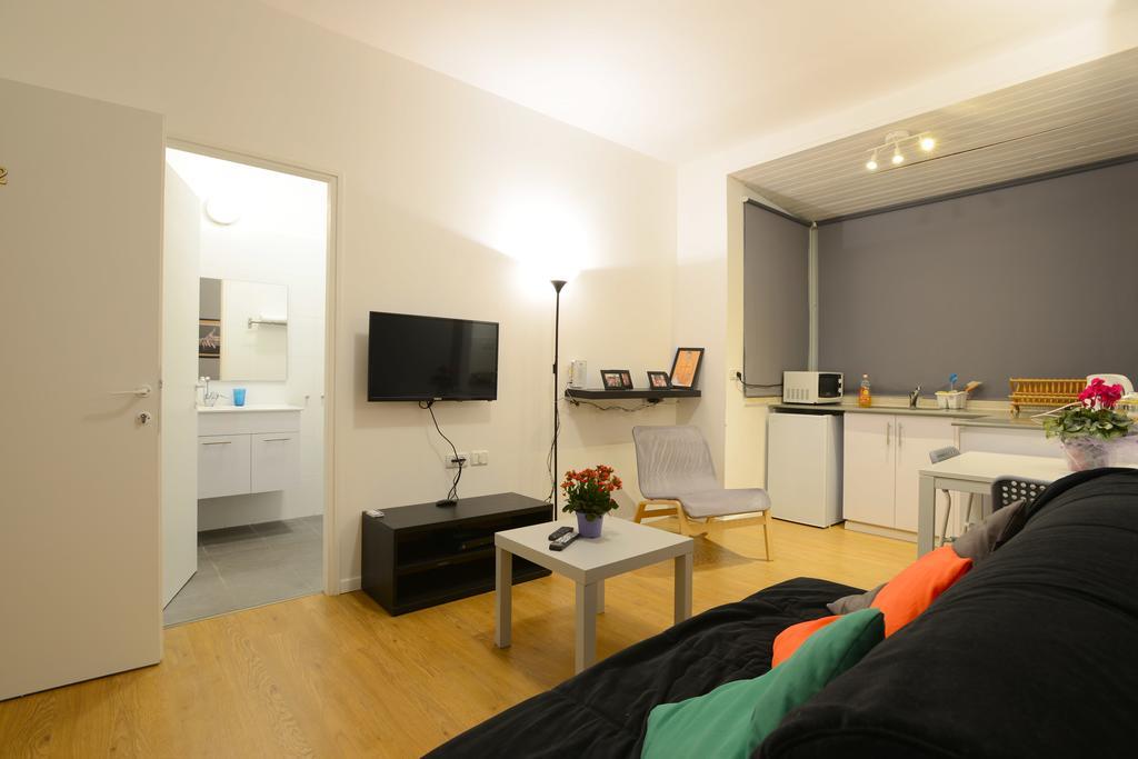 Arlozorov Bat Yam Beach Room photo