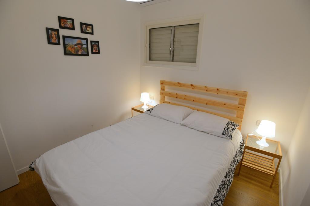 Arlozorov Bat Yam Beach Room photo